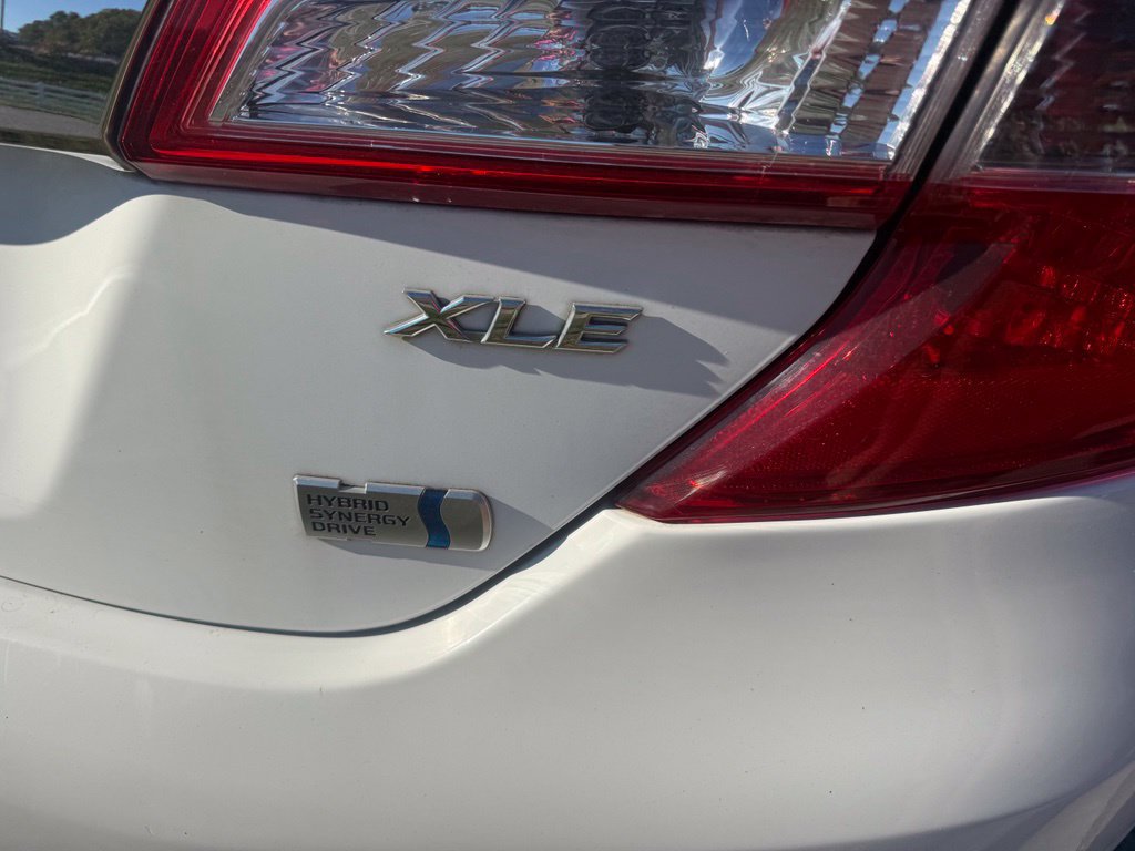 Used 2013 Toyota Camry XLE w/ Leather Pkg FWD image 25