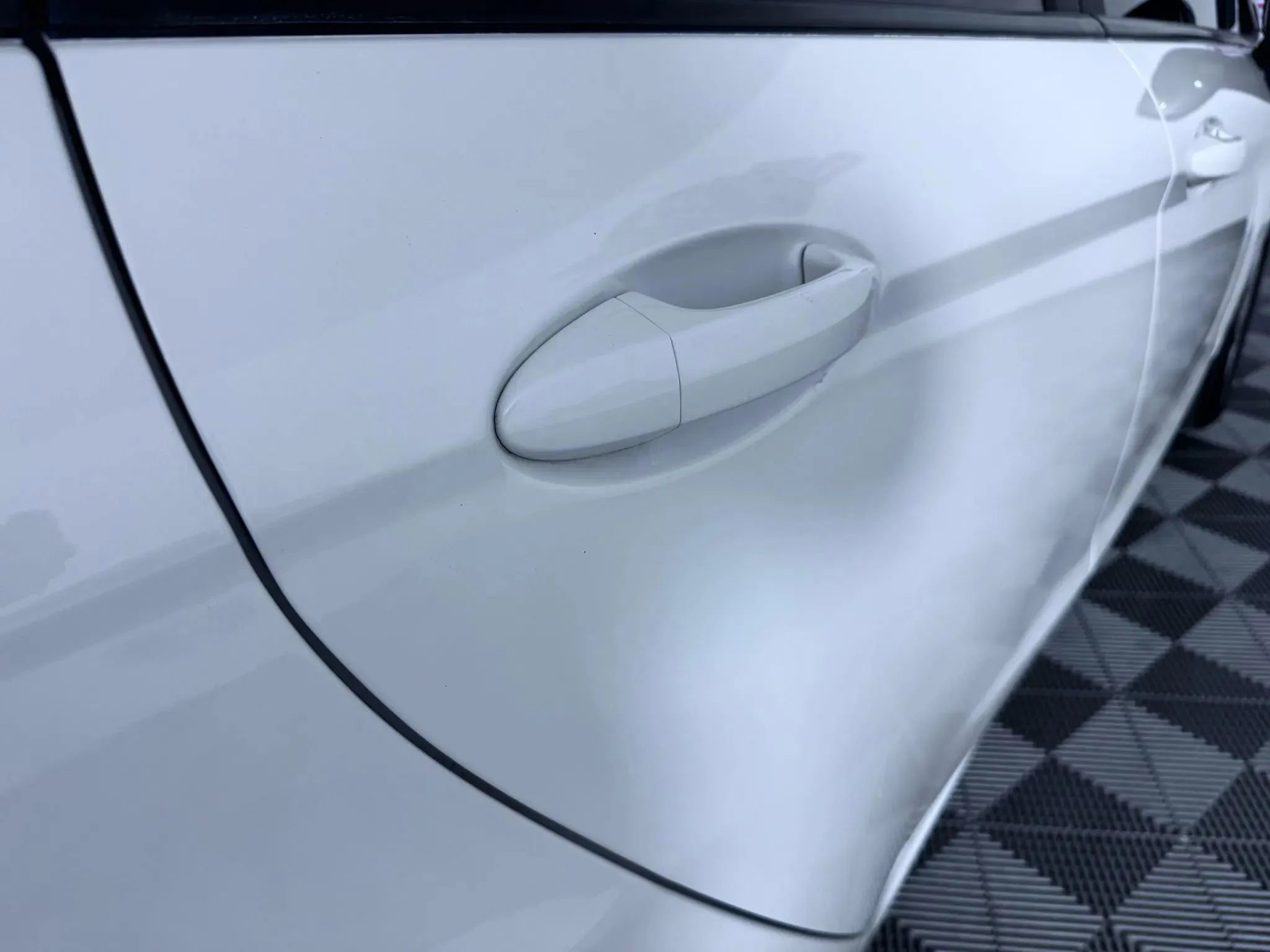 Used 2019 Ford Fiesta SE image 27