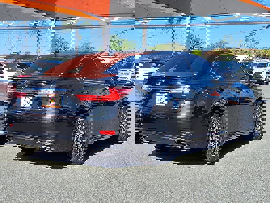 Used 2017 Lexus ES 350 image 4