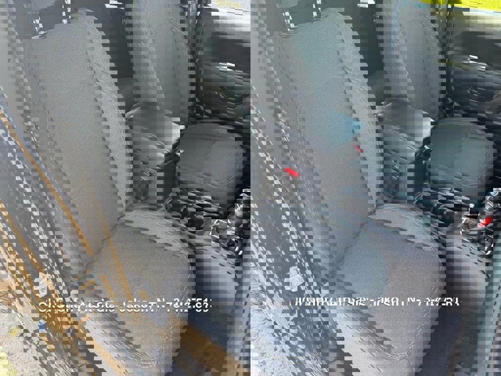 Used 2025 Jeep Wrangler Sport image 28