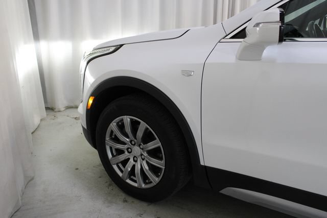 Used 2023 Cadillac XT4 Premium Luxury w/ Cold Weather Package FWD image 37