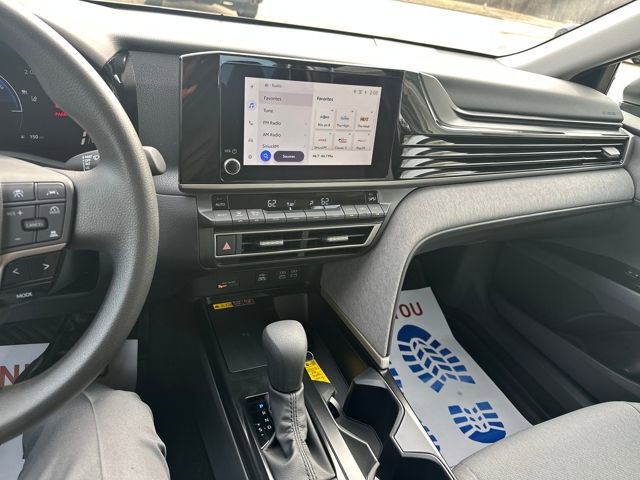 Used 2026 Toyota Camry LE image 17