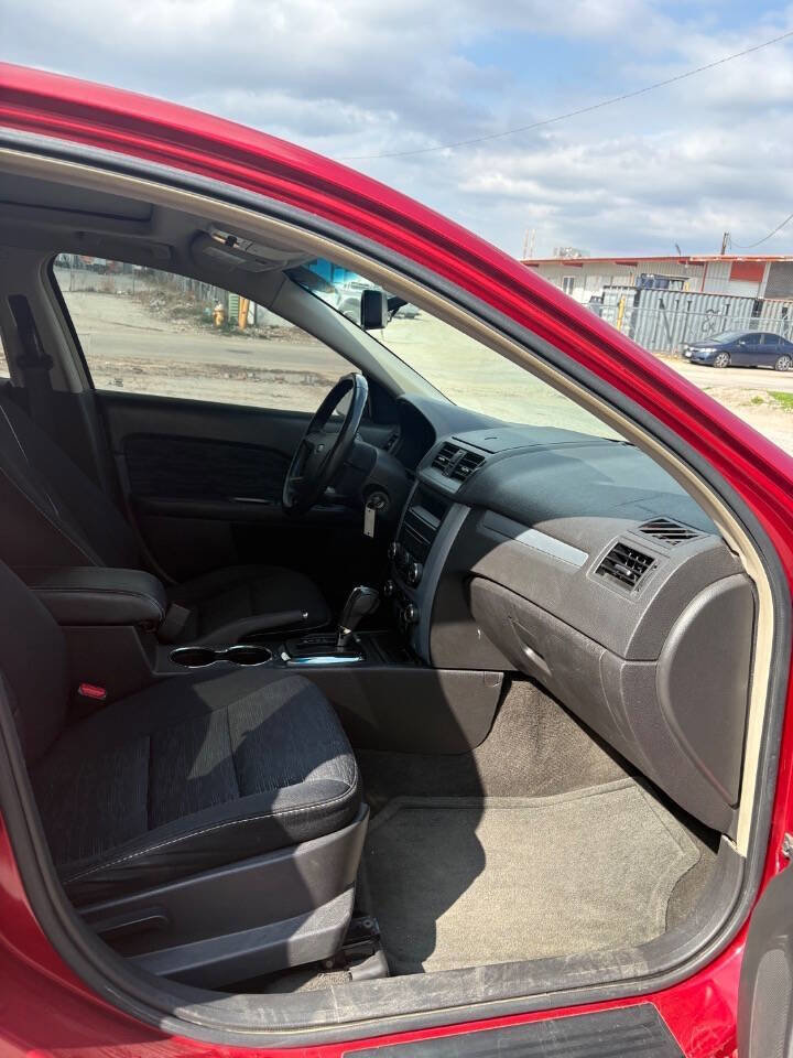 Used 2012 Ford Fusion SE FWD image 8