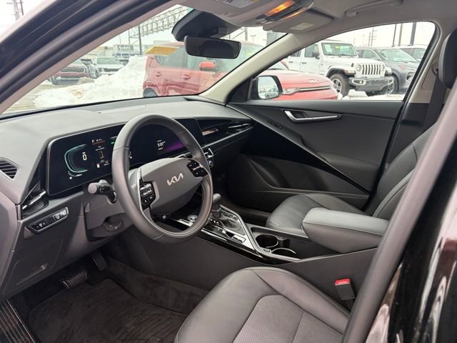 Certified 2023 Kia Niro EX image 11