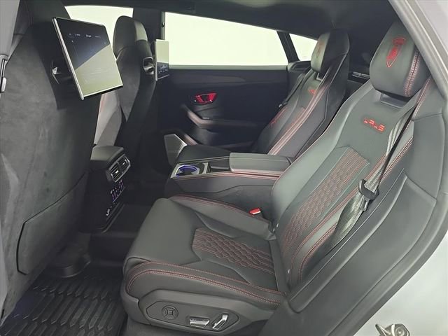 Used 2024 Lamborghini Urus Performante image 15