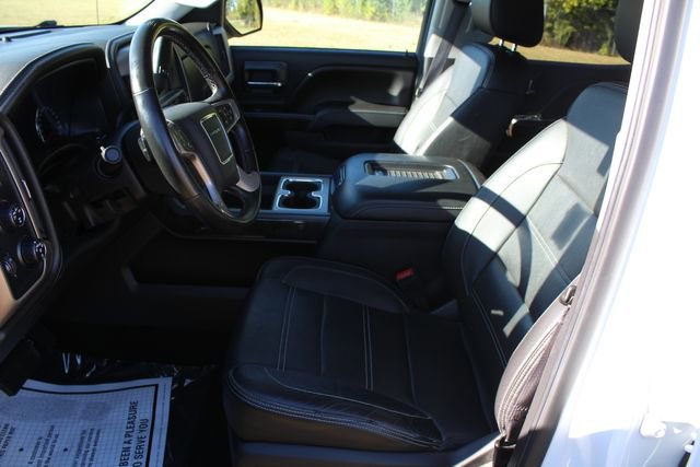 Used 2016 GMC Sierra 1500 Denali w/ Denali Ultimate Package AWD/4WD image 17