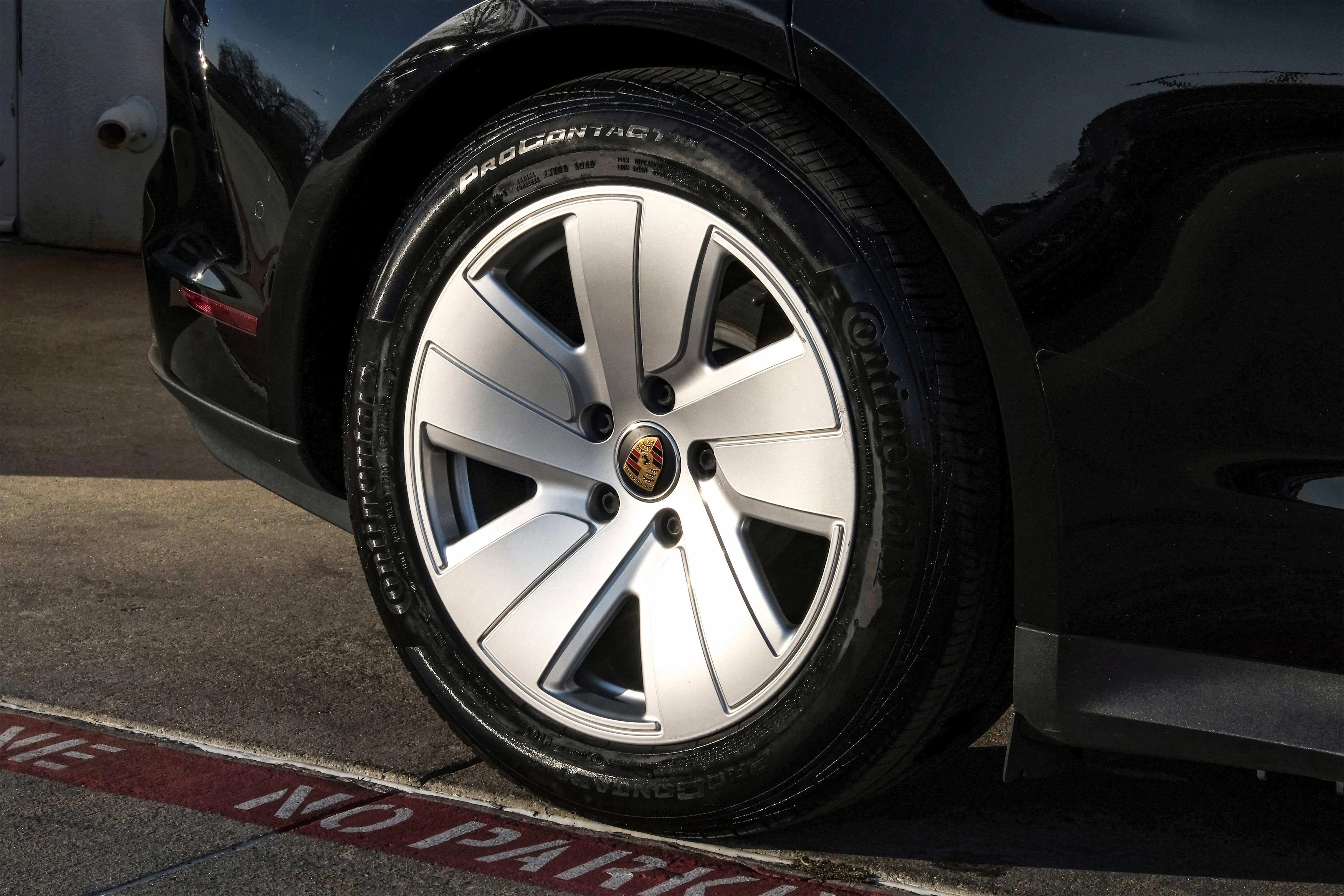 Used 2021 Porsche Taycan image 51