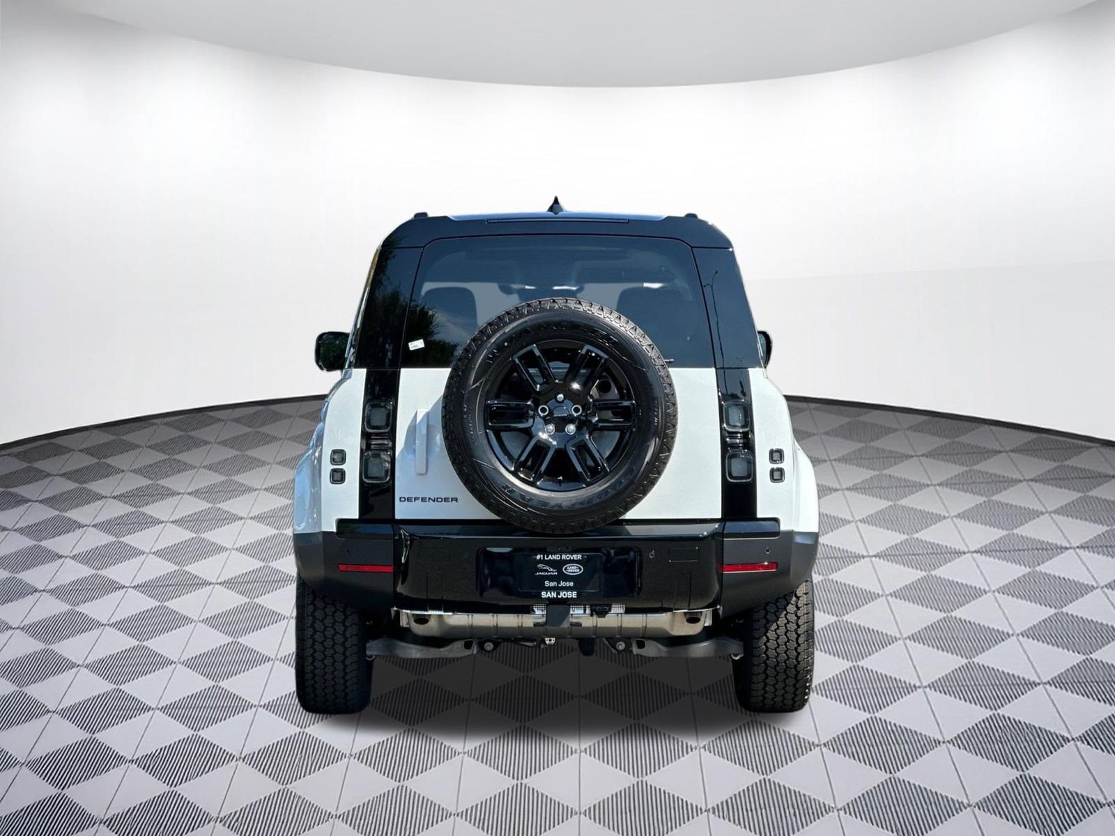 New 2026 Land Rover Defender 110 S AWD/4WD image 9