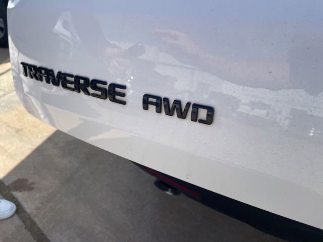 Used 2023 Chevrolet Traverse RS w/ LPO, Floor Liner Package AWD/4WD image 11