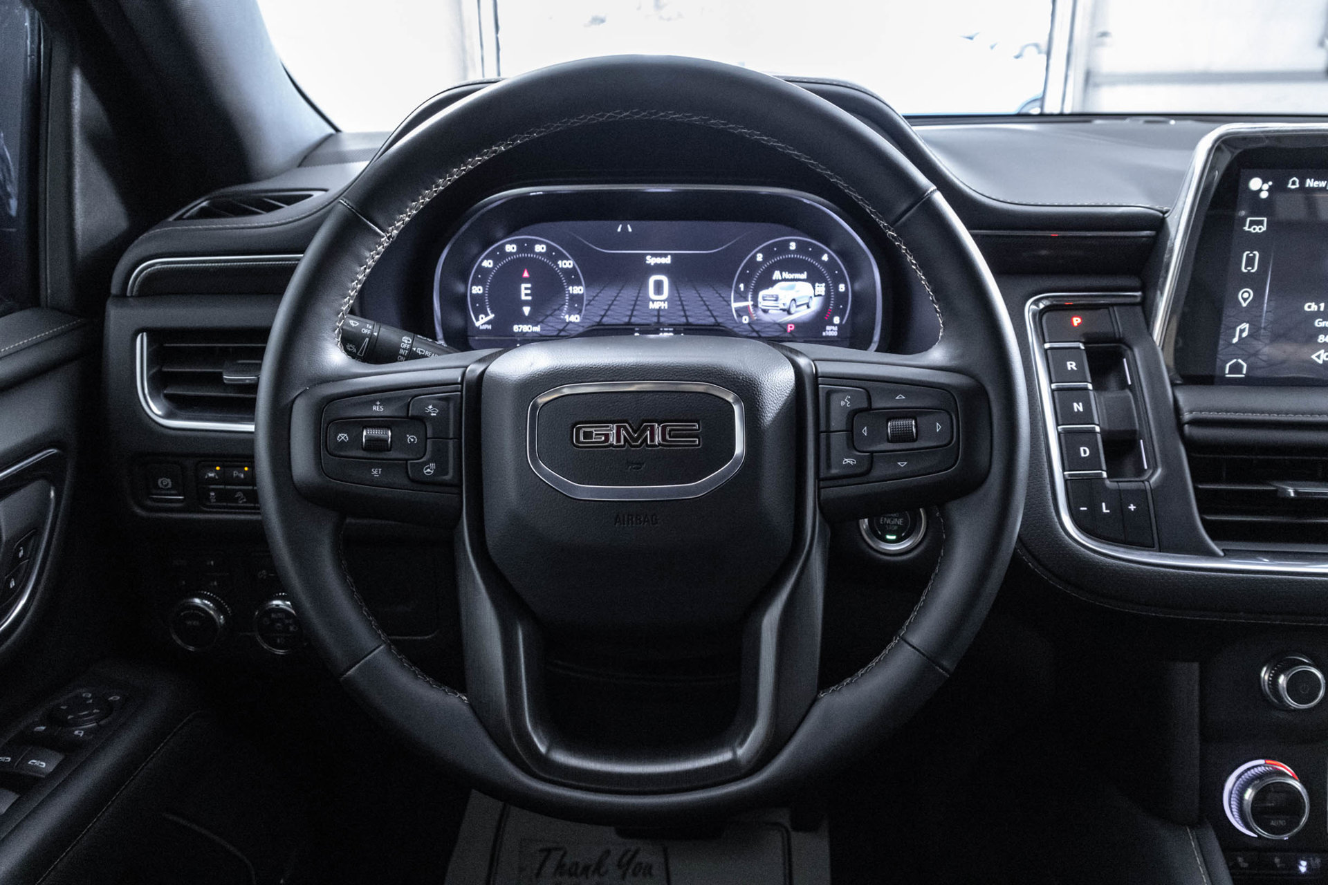 Used 2024 GMC Yukon XL AT4 w/ AT4 Premium Package AWD/4WD image 29