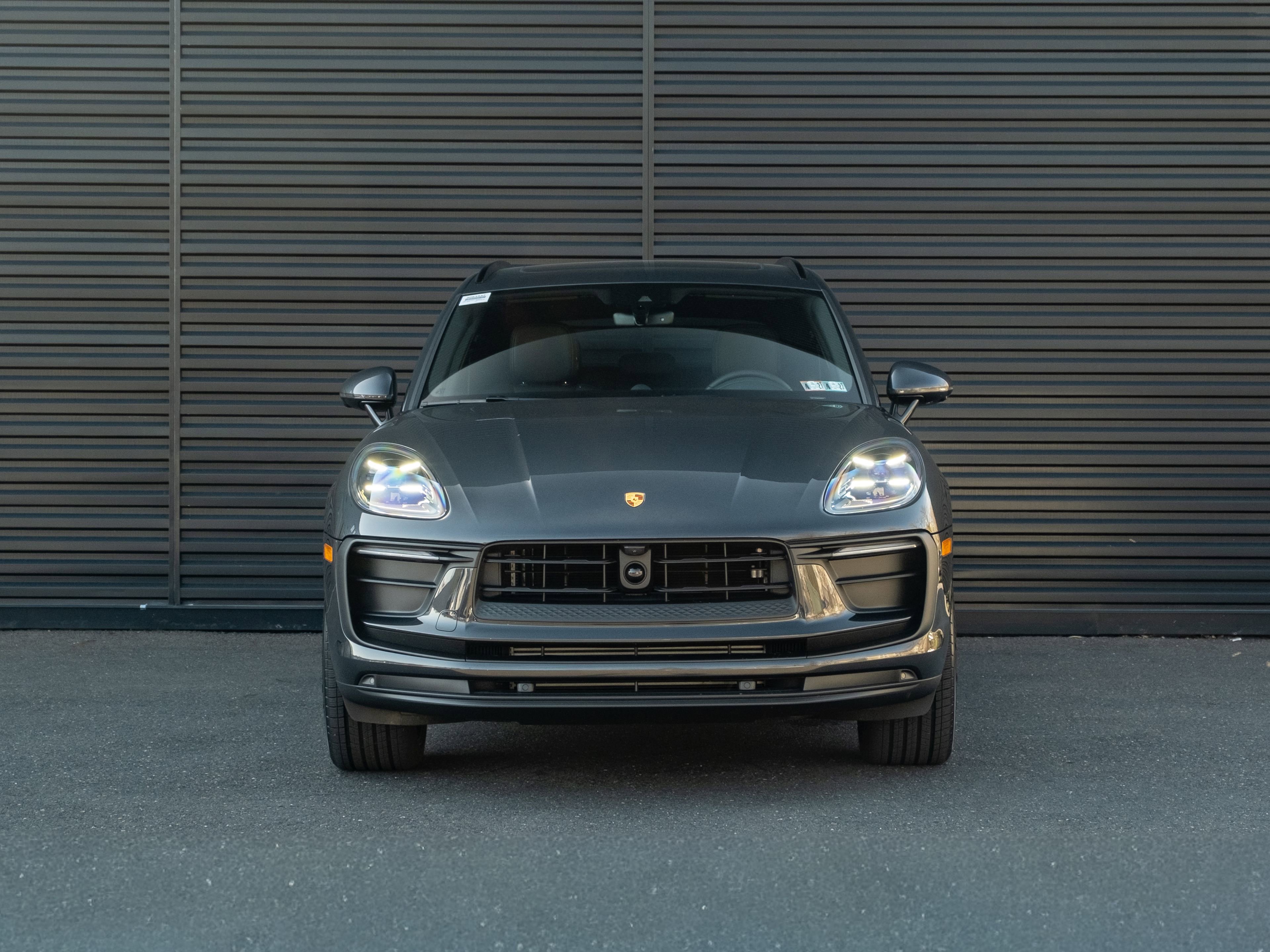 Certified 2026 Porsche Macan image 11