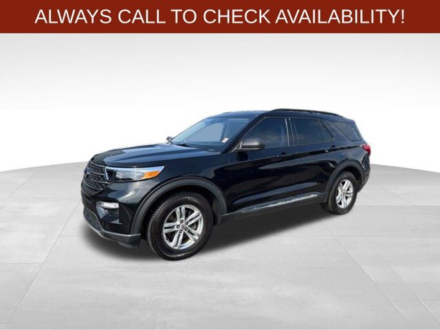 Used 2023 Ford Explorer XLT w/ Equipment Group 202A RWD image 3