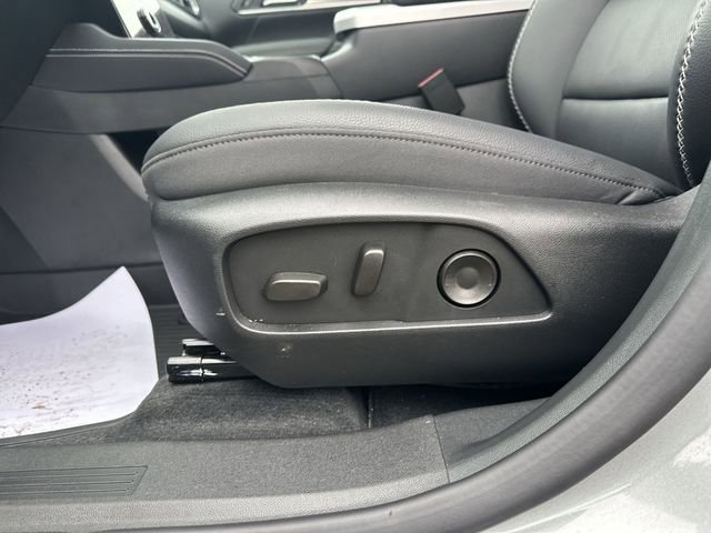 Used 2026 GMC Terrain Denali w/ LPO, Black Badging Package image 16