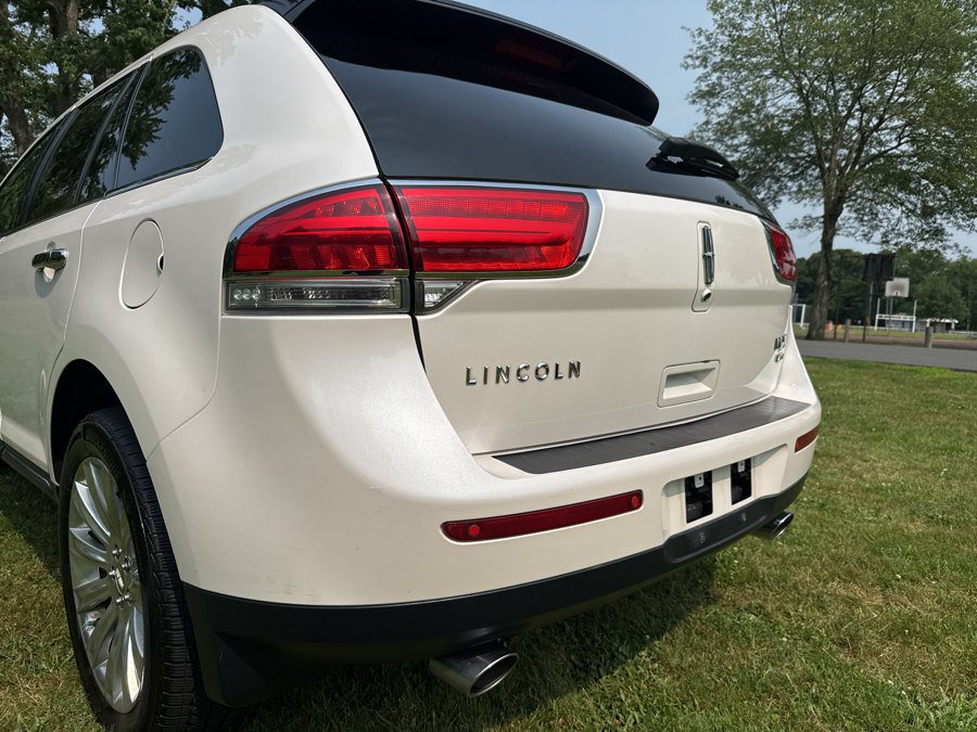 Used 2012 Lincoln MKX AWD image 29