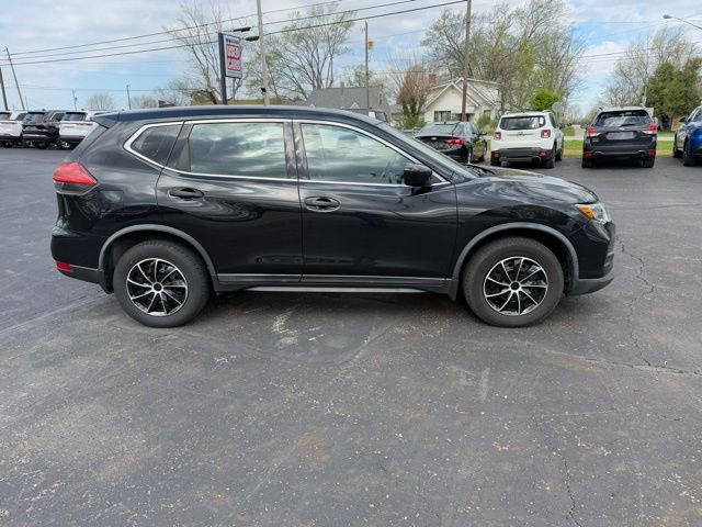 Used 2018 Nissan Rogue S image 4