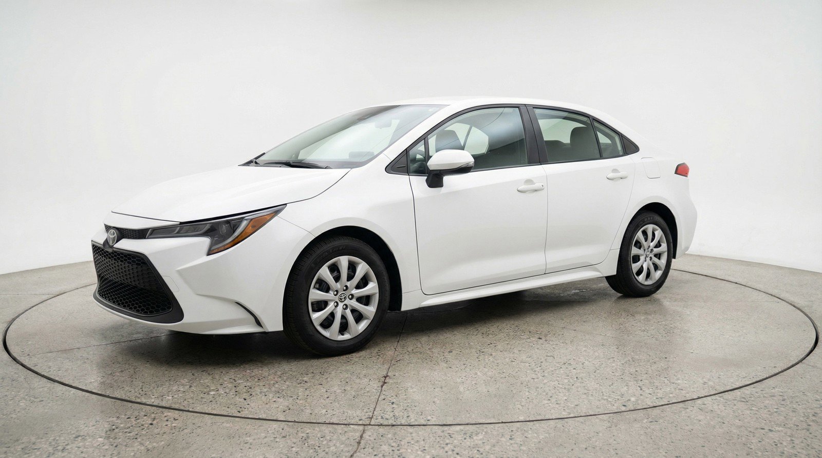 Used 2025 Toyota Corolla LE FWD image 3