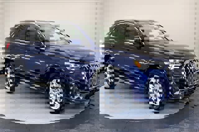 New 2025 Audi Q3 2.0T Premium image 1
