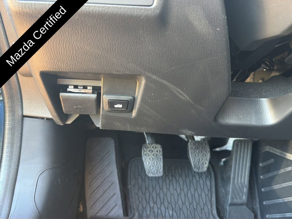Certified 2024 MAZDA MX-5 Miata Club image 18