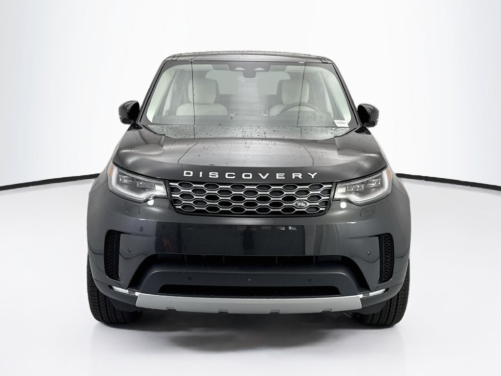 New 2026 Land Rover Discovery S AWD/4WD image 2