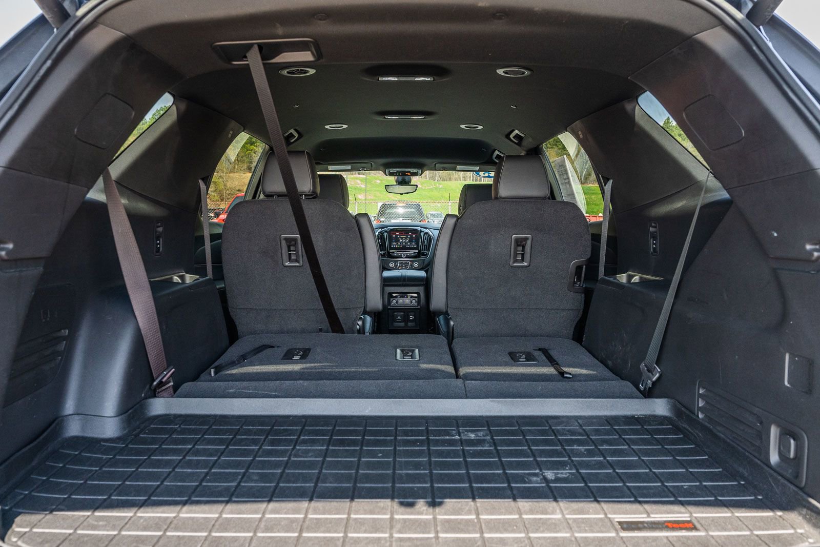 Used 2023 Chevrolet Traverse RS image 16