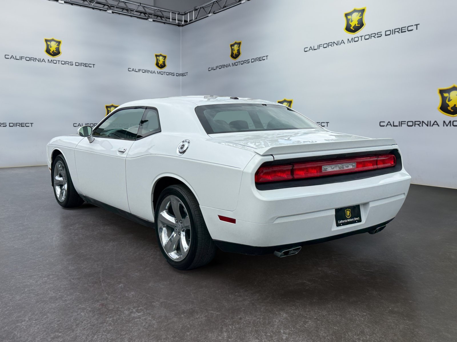 Used 2012 Dodge Challenger R/T RWD image 3
