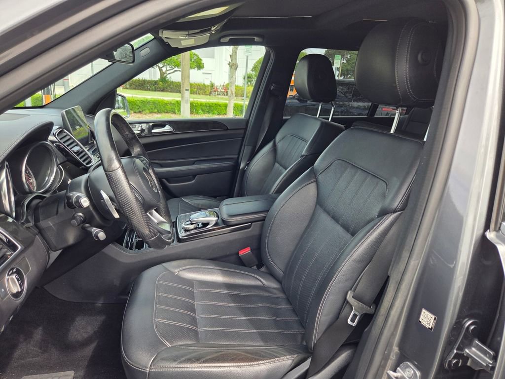 Used 2019 Mercedes-Benz GLS 450 4MATIC image 11