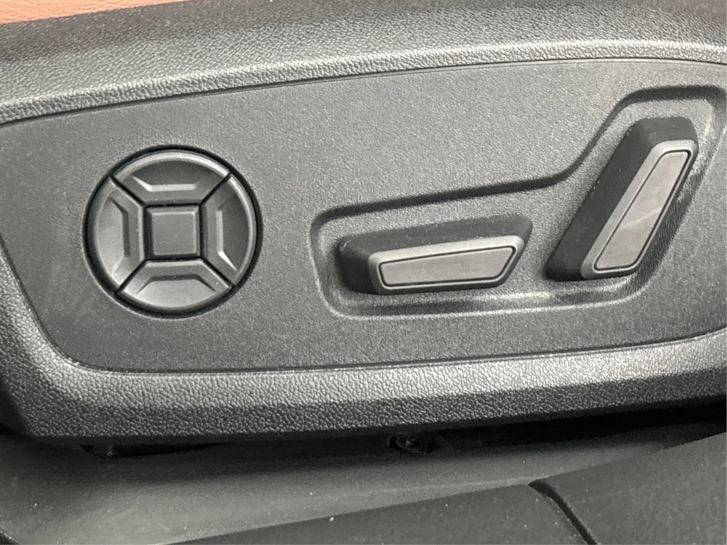 Used 2020 Audi A6 2.0T Premium w/ Convenience Package image 25