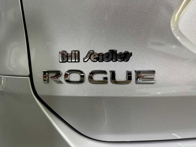 Used 2016 Nissan Rogue SL w/ SL Premium Package image 15