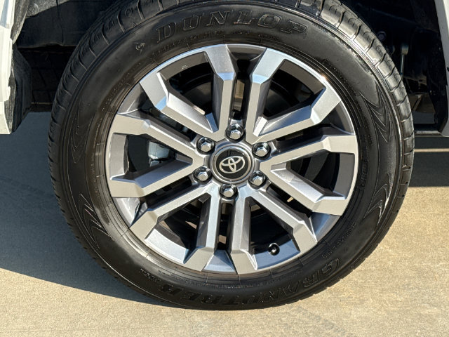 Used 2026 Toyota 4Runner Limited AWD/4WD image 10
