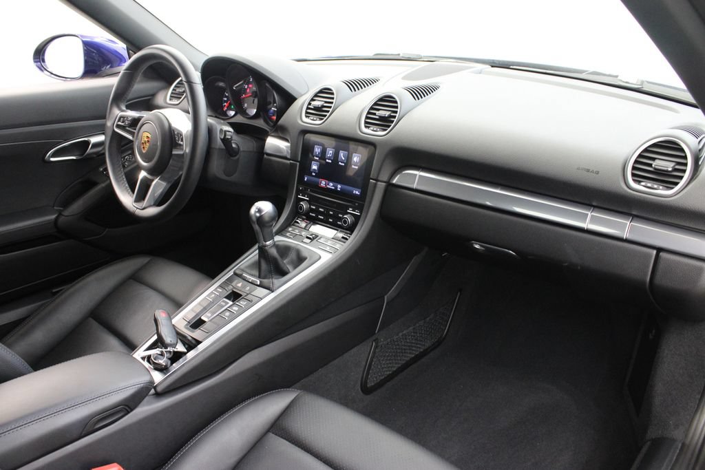 Certified 2022 Porsche 718 Boxster S RWD image 24