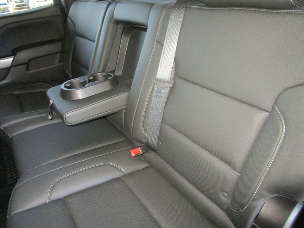 Used 2018 Chevrolet Silverado 1500 LTZ Z71 w/ Midnight Edition image 19