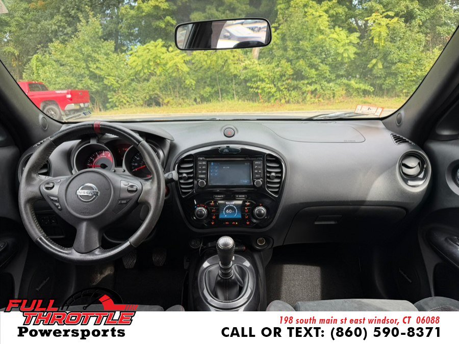 Used 2015 Nissan Juke NISMO FWD image 23