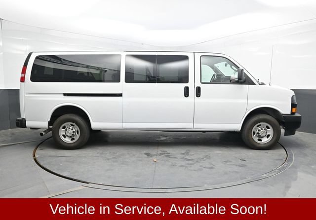 Used 2024 Chevrolet Express 3500 LS RWD image 8