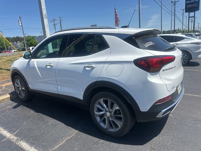 Used 2022 Buick Encore GX Essence w/ Experience Buick Package FWD image 12