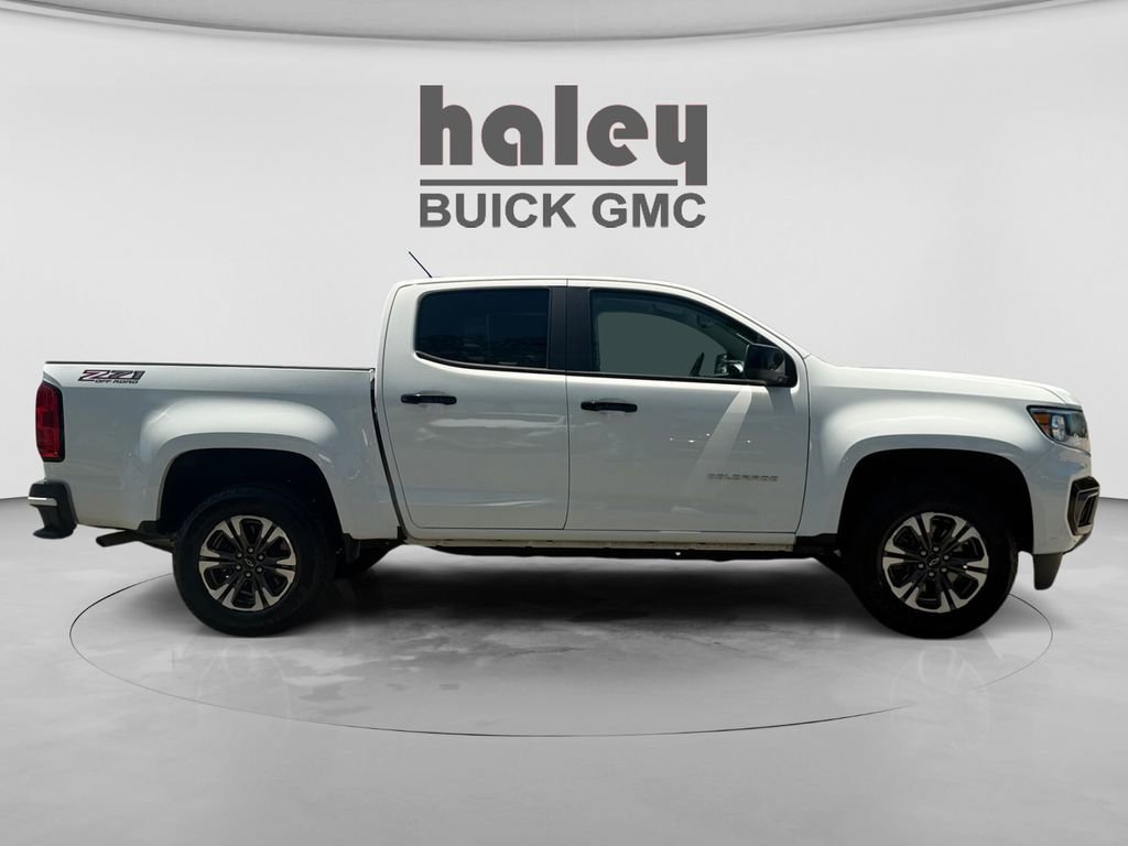Used 2022 Chevrolet Colorado Z71 AWD/4WD image 6