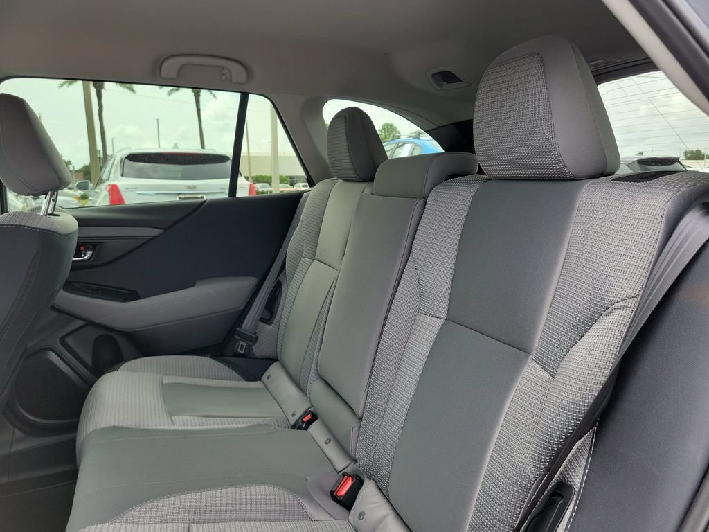 Certified 2025 Subaru Outback Premium AWD/4WD image 11