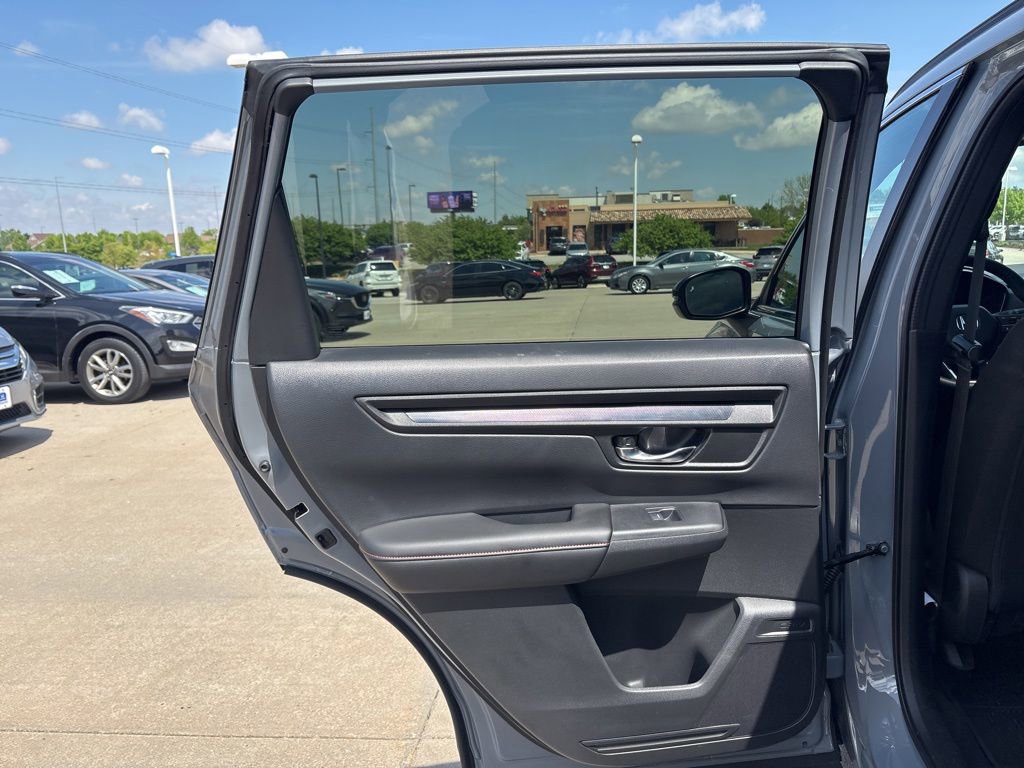 Certified 2025 Honda CR-V Sport image 36