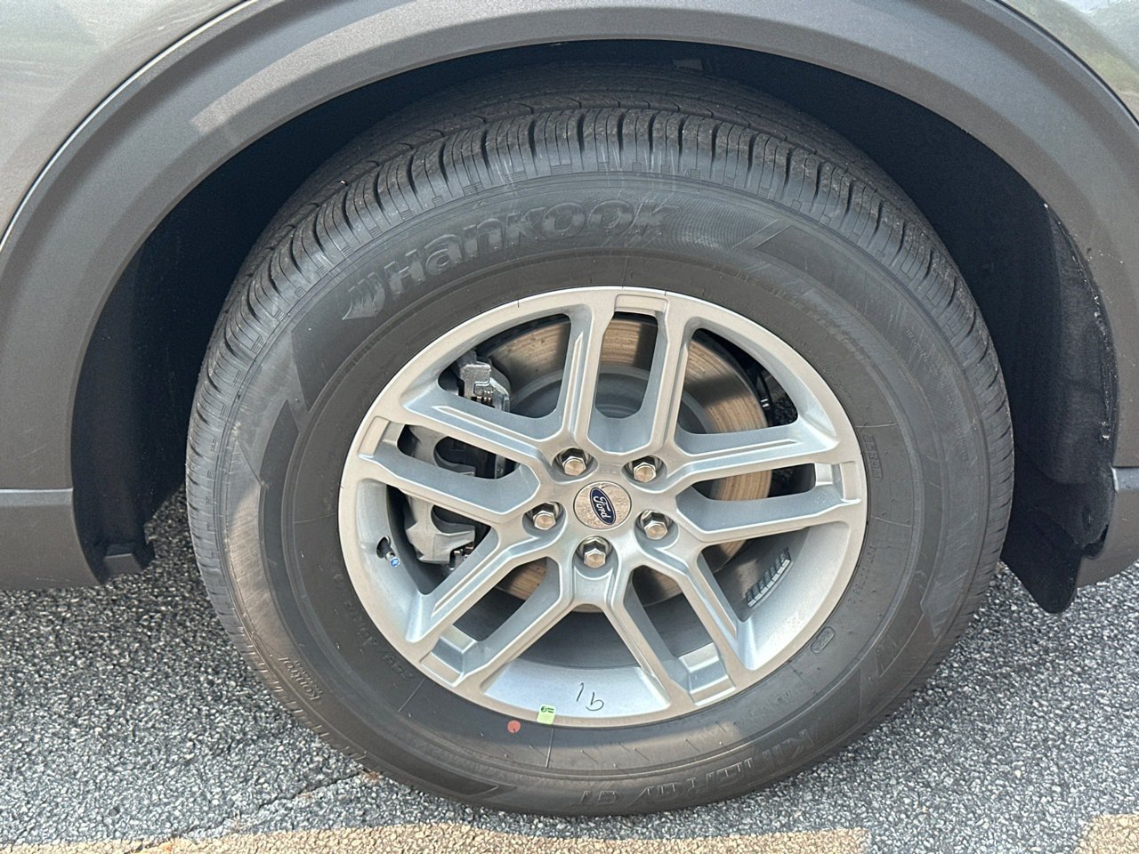 New 2026 Ford Explorer Active w/ Active Comfort Package RWD image 12