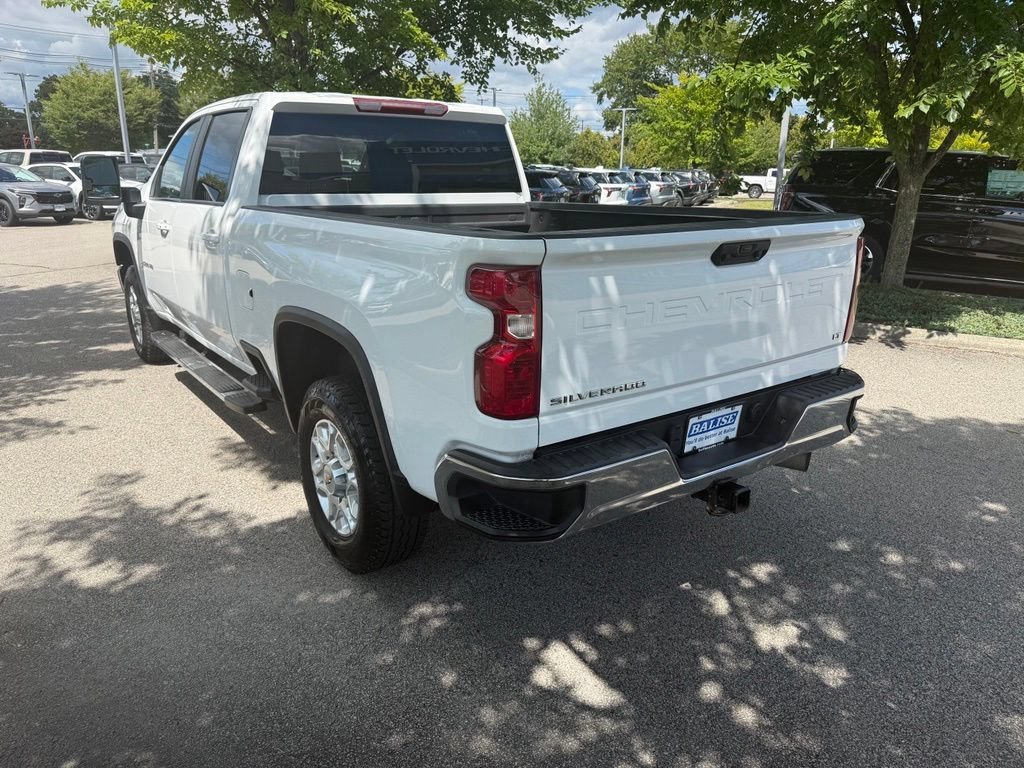 Used 2023 Chevrolet Silverado 2500 LT w/ Convenience Package AWD/4WD image 3