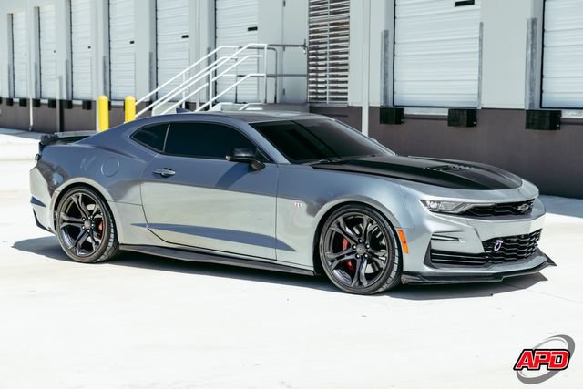 Used 2020 Chevrolet Camaro SS RWD image 64