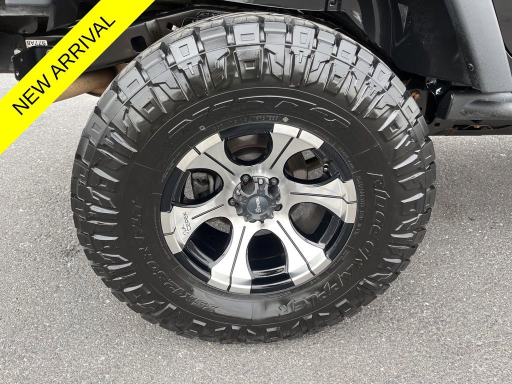 Used 2017 Jeep Wrangler Unlimited Rubicon image 19