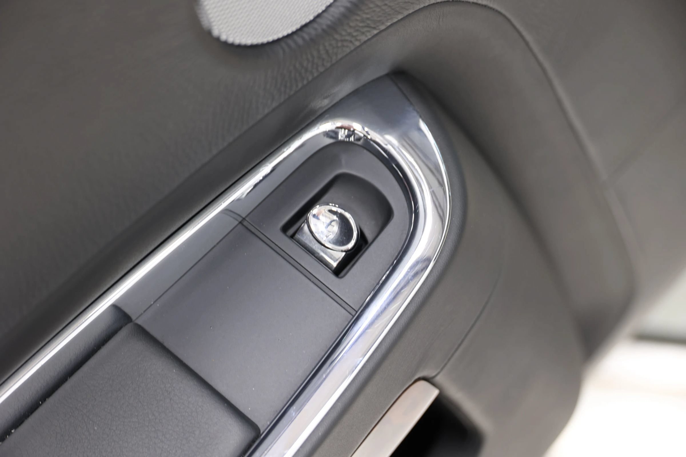 Used 2013 Rolls-Royce Ghost RWD image 60