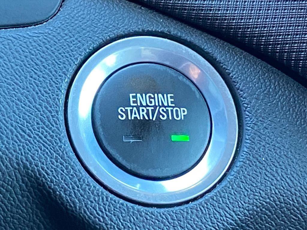 Used 2023 Chevrolet Equinox RS w/ RS Leather Package image 20