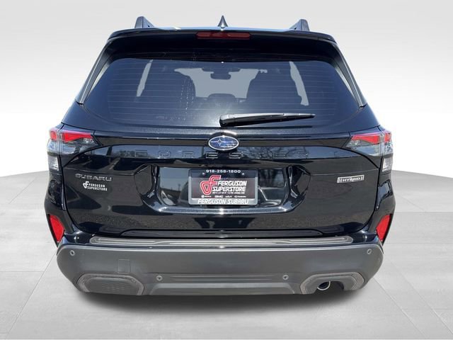 Certified 2025 Subaru Forester Limited w/ Popular Package image 4