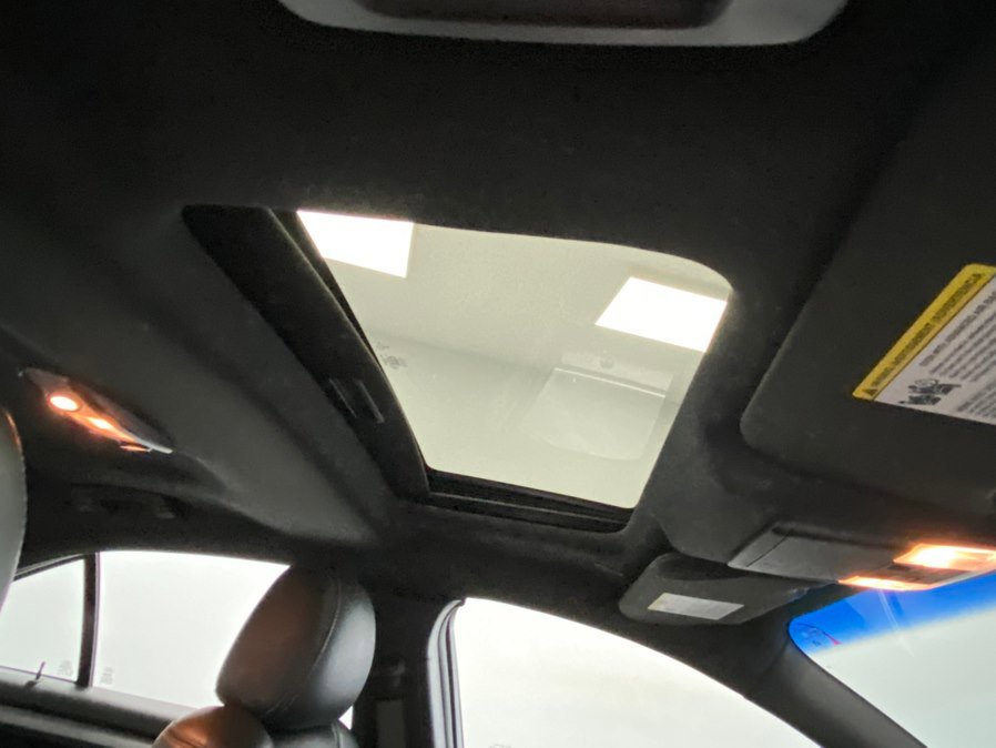 Used 2015 Ford Taurus SEL w/ Equipment Group 201A FWD image 24