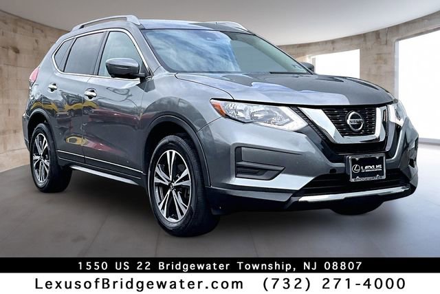 Used 2019 Nissan Rogue SV w/ Premium Package image 1