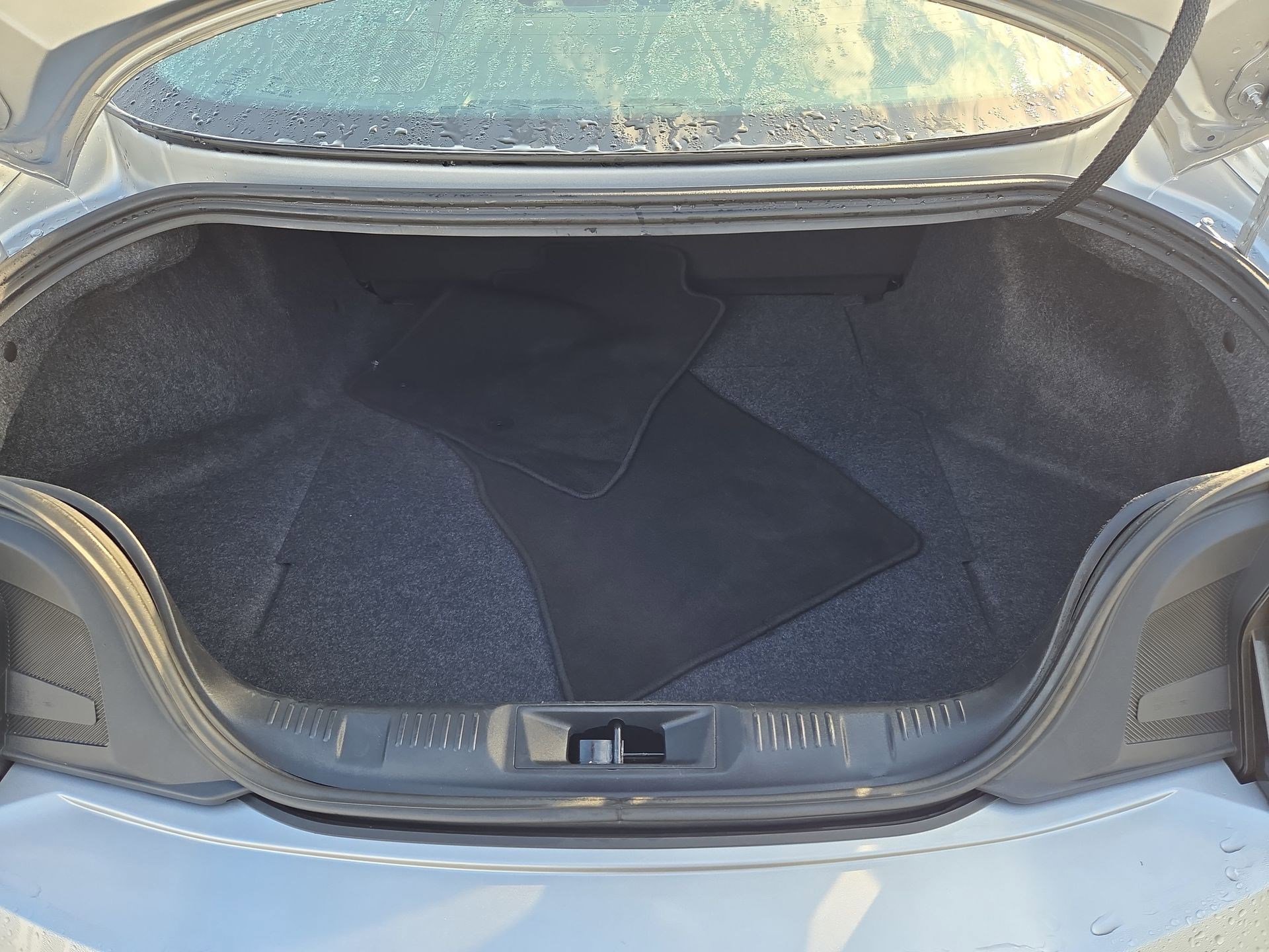 Used 2025 Ford Mustang Premium RWD image 29