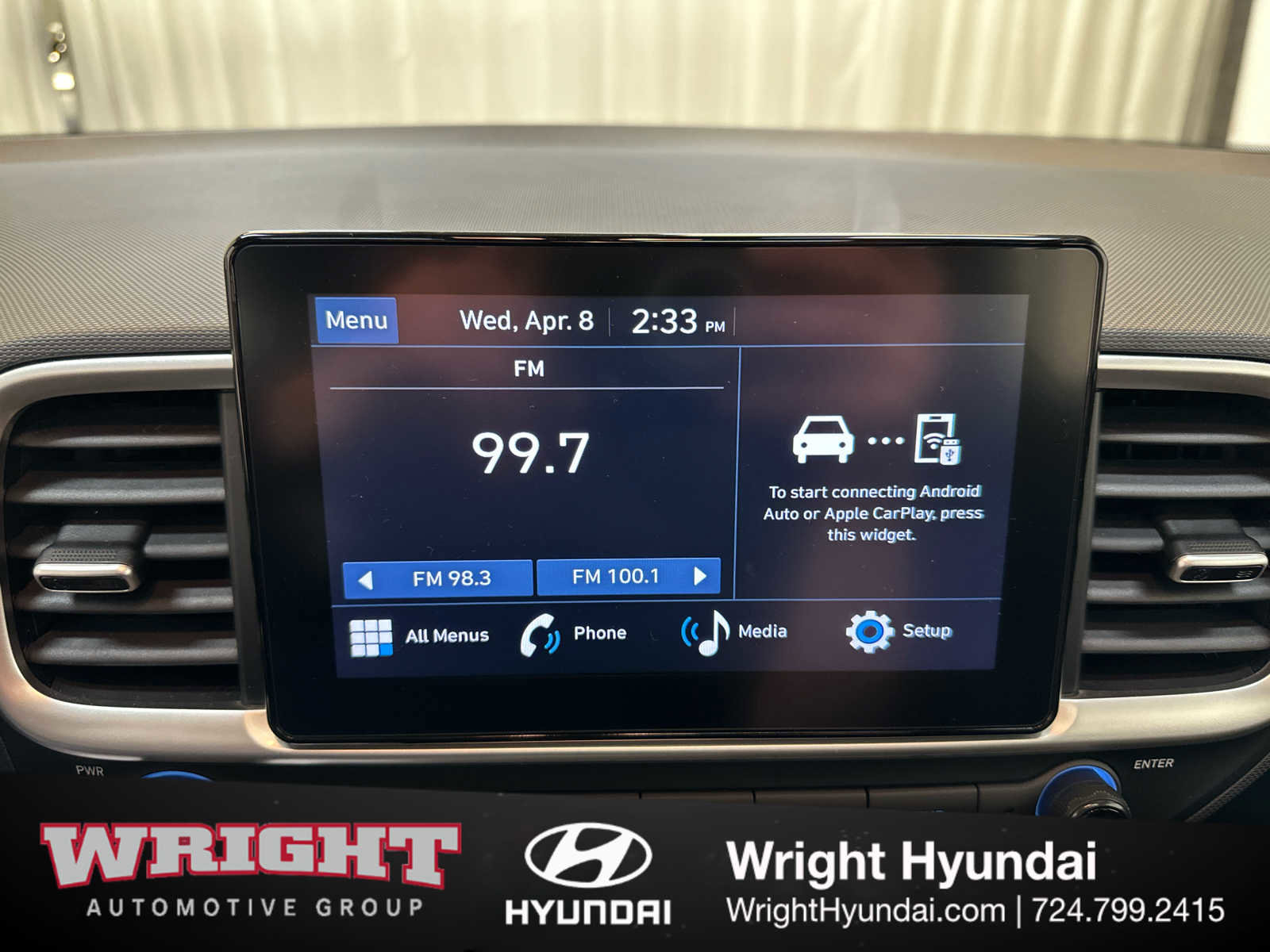 Certified 2025 Hyundai Venue SEL FWD image 26