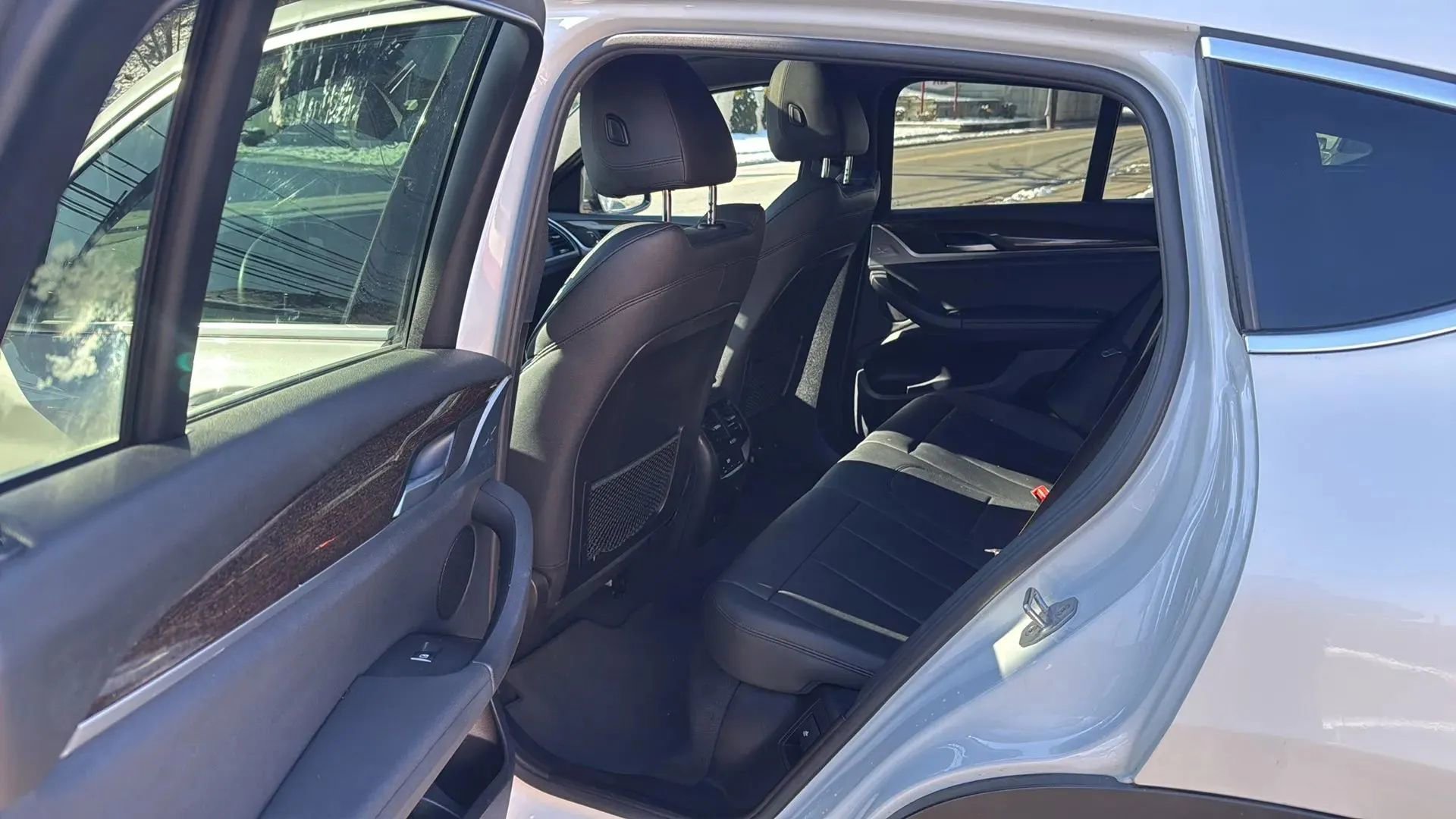 Used 2019 BMW X4 xDrive30i w/ Premium Package image 28