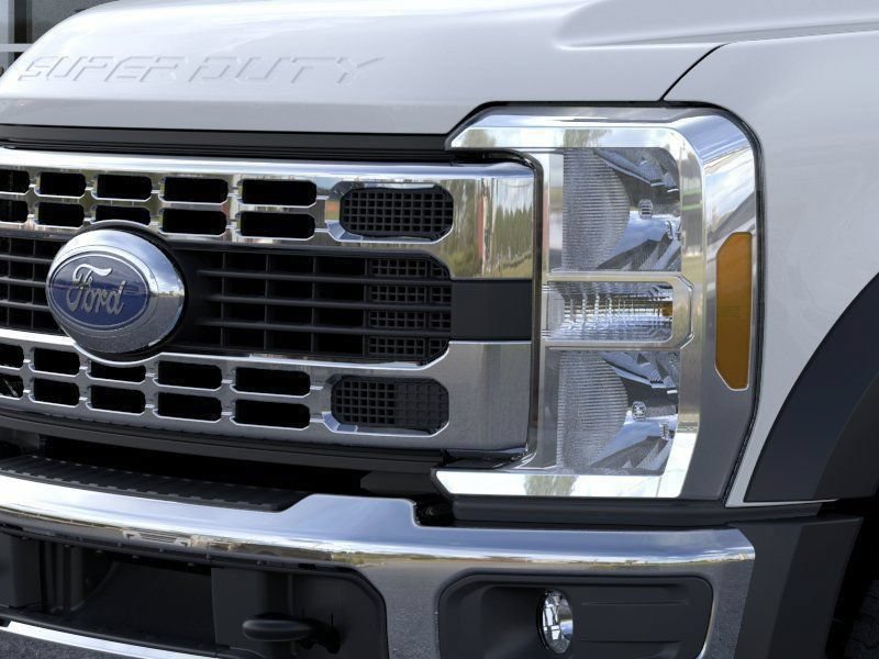 New 2025 Ford F450 XL w/ XL Chrome Package AWD/4WD image 17
